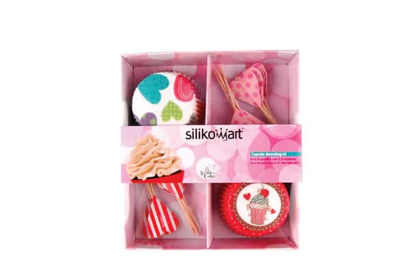 70.172.03.0065_003 - corazones Set de Capsulas Cupcakes y Toppers - Picks Hearts - Silikomart - Imagen 1