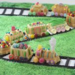 Molde Train - Nordic Ware. - Imagen 4
