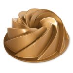 Molde Heritage Bundt® - Nordic Ware.