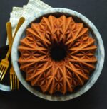 Molde Cut Crystal Bundt® - Nordic Ware. - Imagen 2